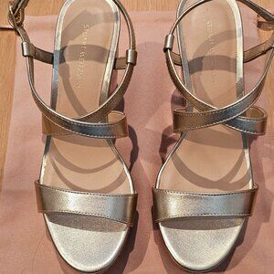 Stuart Weitzman platform heels (gold)